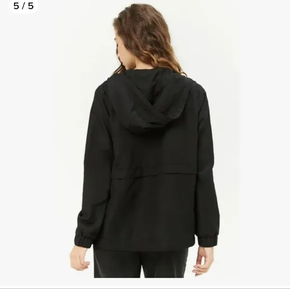 Forever 21 Black Rompe Vientos Jacket With Details of Adjustment to Sides - Picture 3 of 11